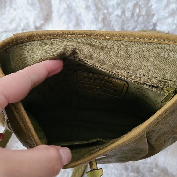 Fossil Carson Olive Green Leather Crossbody‎ - Picture 5 of 5